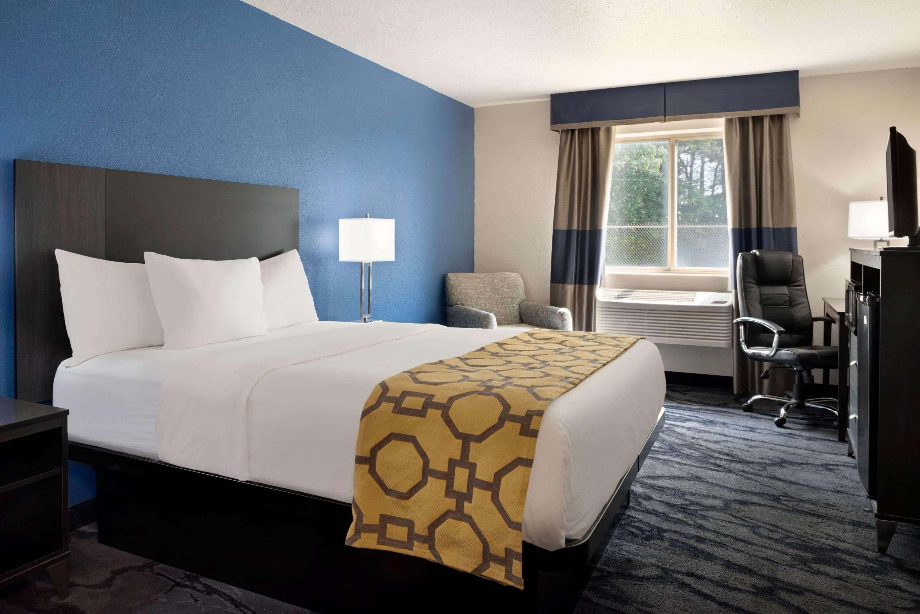 Baymont By Wyndham Swanton Hotel Екстериор снимка