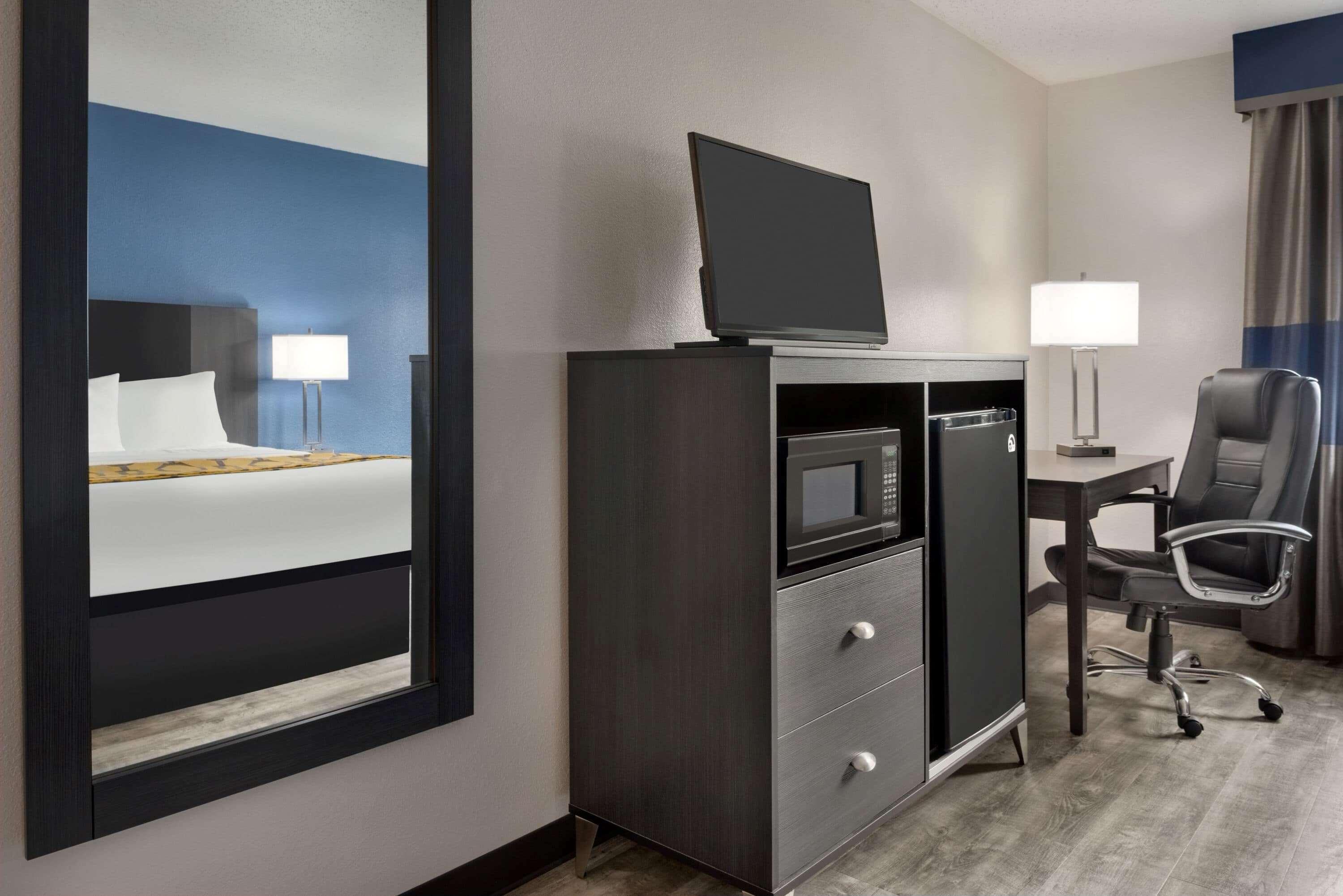 Baymont By Wyndham Swanton Hotel Екстериор снимка